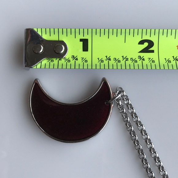 Red epoxy & glitter resin crecent moon necklace - Picture 9 of 10